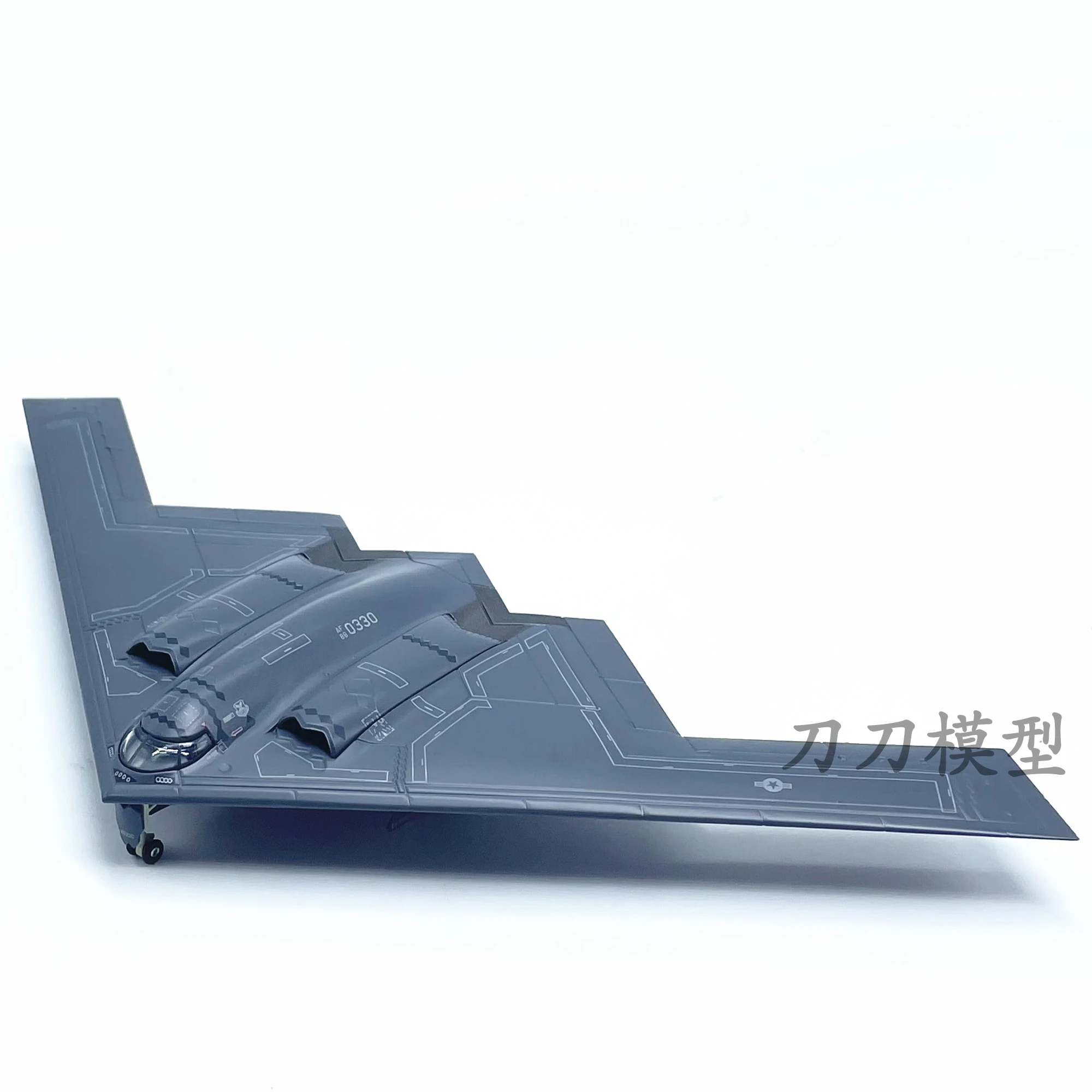 Атентатор-ковачи на 1: 200 B -2a b2a modèle d ' авион alliage pendule de simulation statique