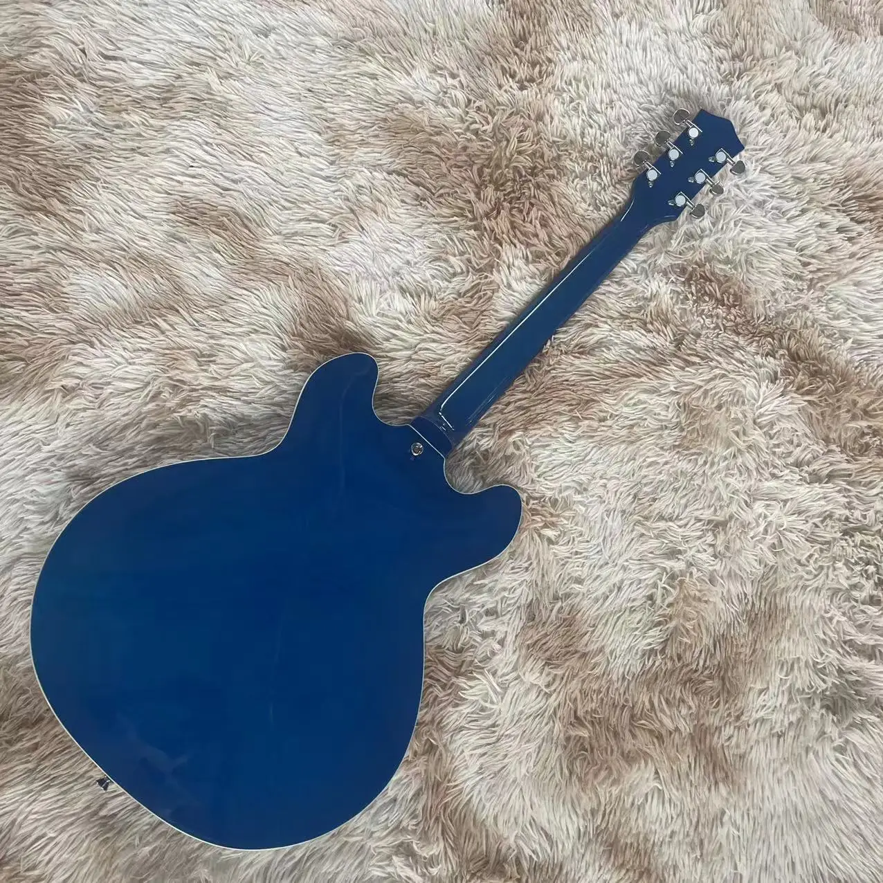 Вградена електрическа китара с отвор F, блестящ цвят blue tiger, звукосниматель LP, струнен бридж LP, сребърни аксесоари, в наличност, реален фактор