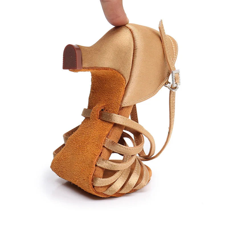 Женски обувки за латино танци на висок ток, Мека подметка от ковано желязо с кърпа, на Национален стандарт, Спортни танцови обувки, ток 5 cm 7 cm