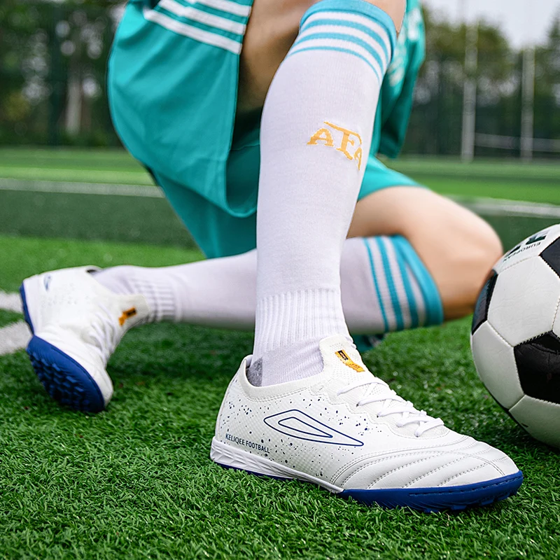Нови футболни обувки, мъжки професионални спортни обувки за помещения, устойчива на плъзгане тренировочная висококачествени Дишащи обувки 2023