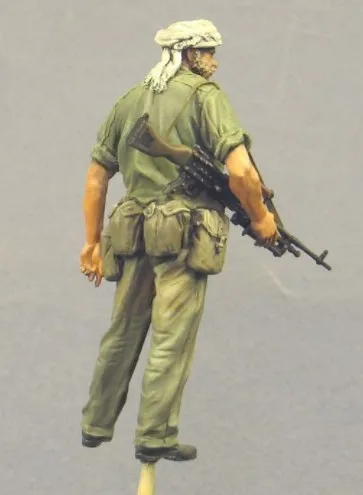 Фигурка на войник от SAS небоядисана смола в мащаб 1/35