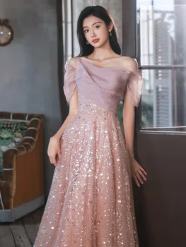Елегантни Розови вечерни рокли Принцеса от Тюл с деколте лодка, отворени рамене, расшитое пайети плиссированное рокля трапецовидна форма за бала