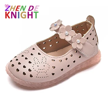 Кожени обувки за момичета, колекция от 2023 година, пролет-есен нова детски обувки с мека подметка, модни обувки на принцесата в цветенце