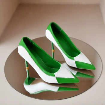 Марковите дамски обувки-лодка от мека кожа на висок ток на висок ток, Модни банкетная обувки за дребни подметка, Пролет 2023, Нови зелени модела обувки с остър пръсти