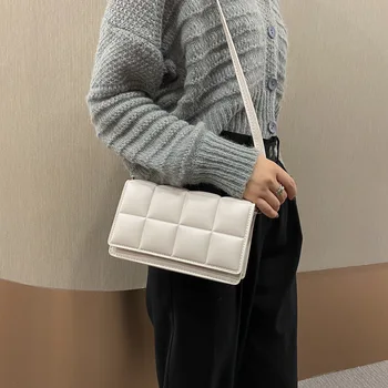 Модни малка квадратна чанта, Ниша, висококачествена чанта през рамо, корейската версия на женската литература, чанта през рамо Дамски чанти